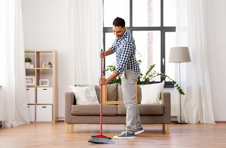 開荒保潔 掃除舊塵，開啟全新工作環境